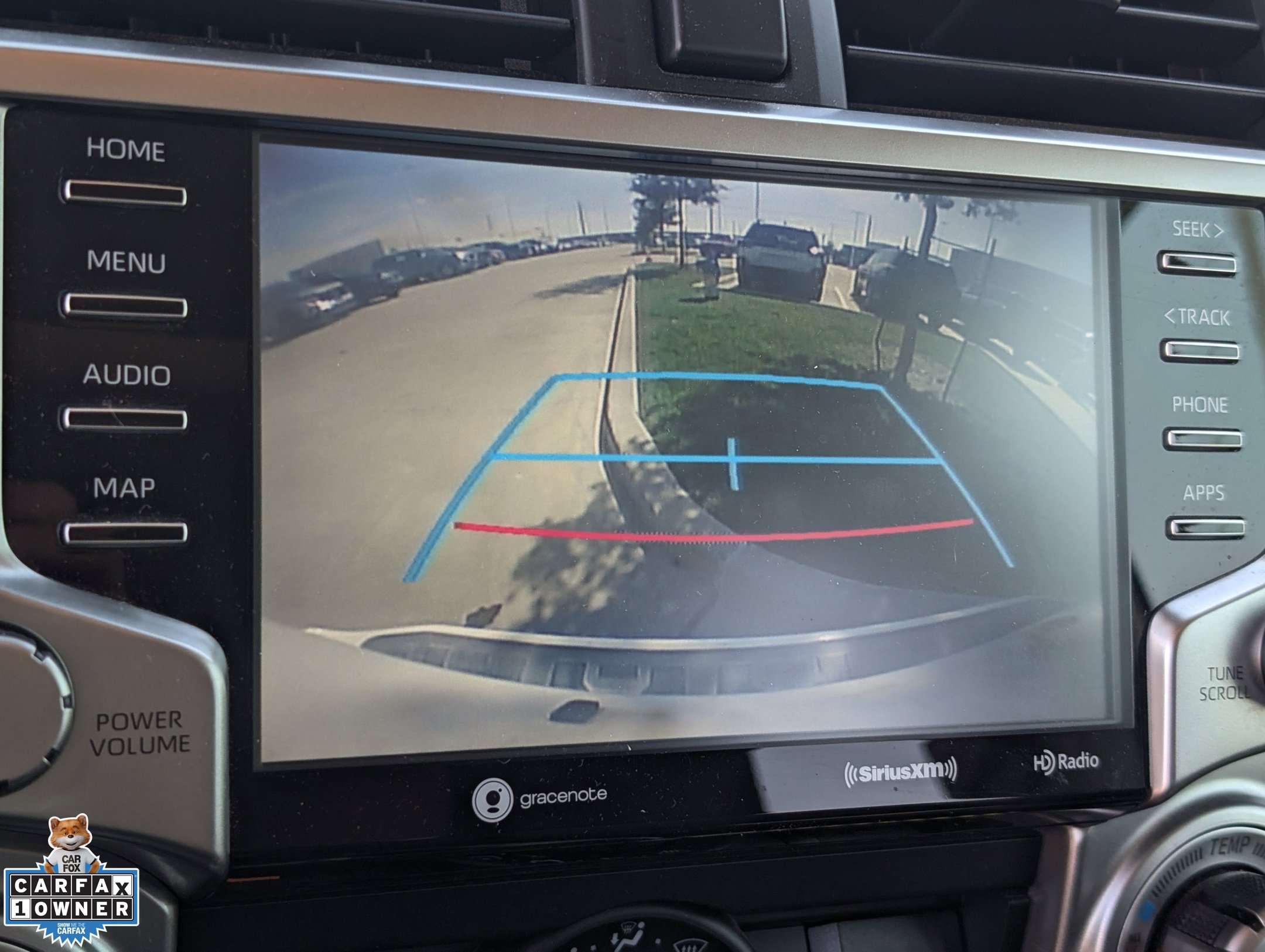Used 2020 Toyota 4Runner SR5 Premium w/ Moonroof Package RWD image 19