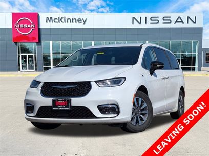 Used 2024 Chrysler Pacifica Limited