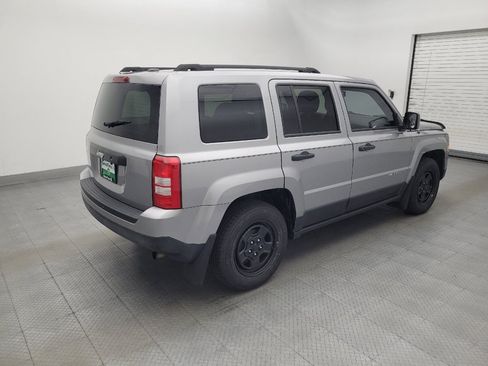 Used 2017 Jeep Patriot Sport FWD image 10