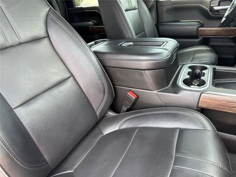 Used 2022 Chevrolet Silverado 2500 High Country AWD/4WD image 37