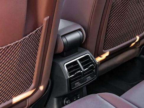 Used 2021 Audi Q3 2.0T Premium Plus w/ Premium Plus Package image 45