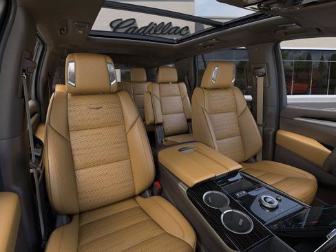 New 2026 Cadillac Escalade Luxury w/ LPO, Floor Liner Package AWD/4WD image 27