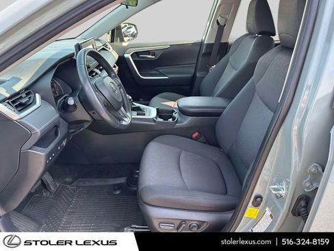 Used 2019 Toyota RAV4 XLE w/ Convenience Package AWD/4WD image 18