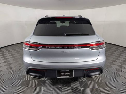 New 2026 Porsche Macan image 6