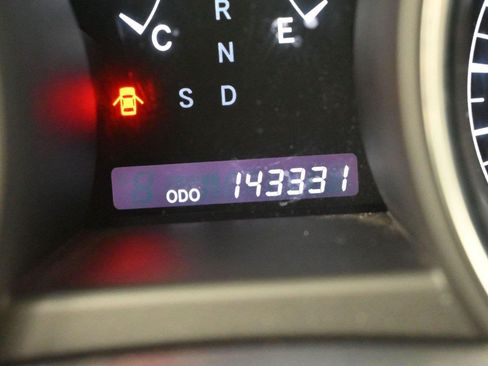 Used 2013 Toyota Highlander Limited FWD image 20