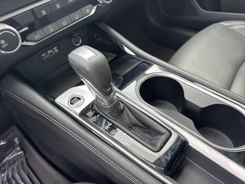Certified 2023 Nissan Altima 2.5 SV FWD image 25
