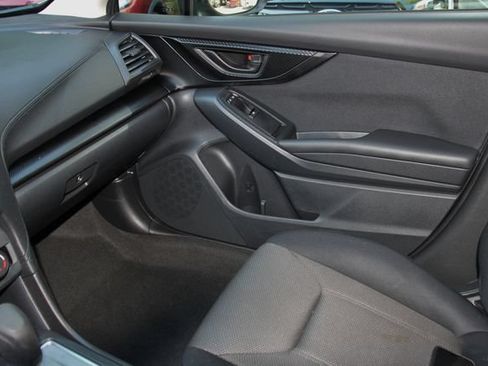 Used 2018 Subaru Crosstrek 2.0i AWD/4WD image 29