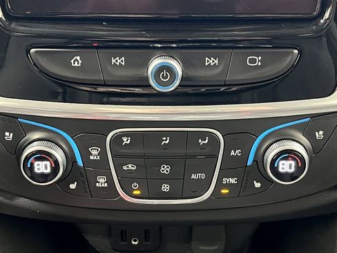 Used 2019 Chevrolet Traverse Premier w/ LPO, 'HIT The Road' Package image 26