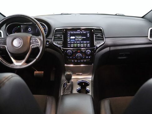 Used 2021 Jeep Grand Cherokee Laredo X AWD/4WD image 16