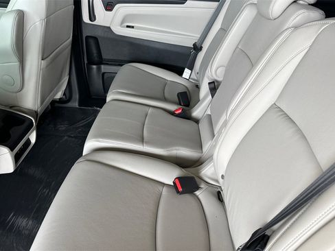 New 2026 Honda Odyssey EX-L image 13