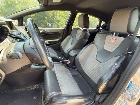 Used 2015 Ford Fiesta ST FWD image 10