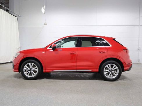 Certified 2025 Audi Q3 2.0T Premium Plus w/ Premium Plus Package AWD/4WD image 2