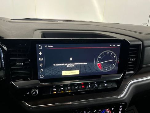 Used 2025 GMC Sierra 1500 SLT w/ SLT Premium Package image 32