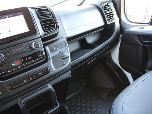 Used 2025 RAM ProMaster 3500 w/ Convenience Group FWD image 37