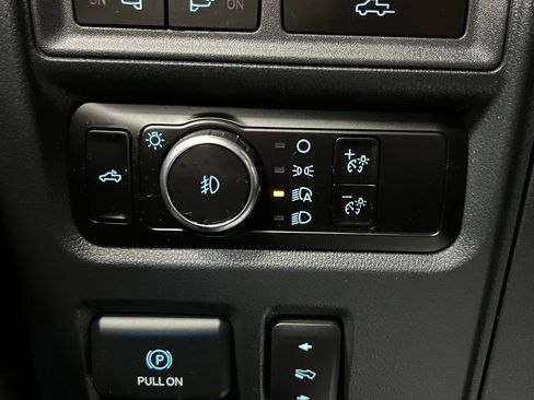 Used 2023 Ford F150 Lariat w/ Equipment Group 502A High AWD/4WD image 32