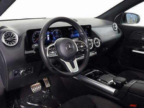 Certified 2023 Mercedes-Benz GLA 250 4MATIC image 7