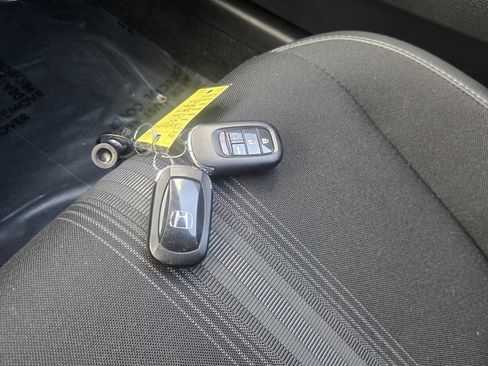 Certified 2025 Honda Civic Sport image 17
