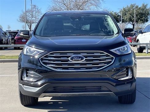 Used 2024 Ford Edge Titanium image 8
