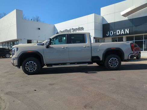 New 2026 GMC Sierra 2500 SLE w/ SLE Value Package; image 8