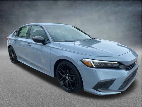 Used 2022 Honda Civic Sport image 8