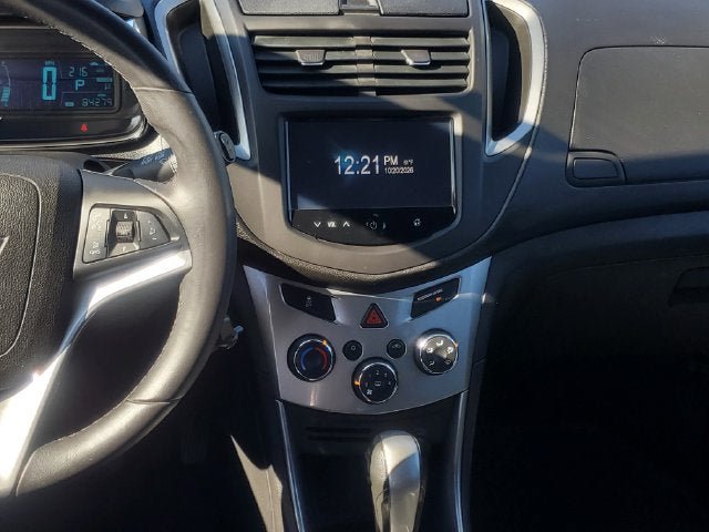 Used 2016 Chevrolet Trax LT w/ LT Convenience Package FWD image 23