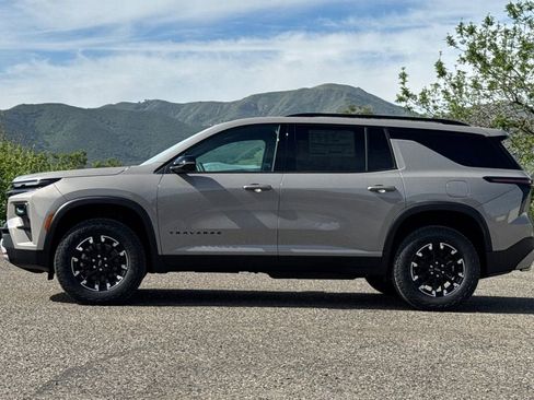 New 2026 Chevrolet Traverse Z71 image 7