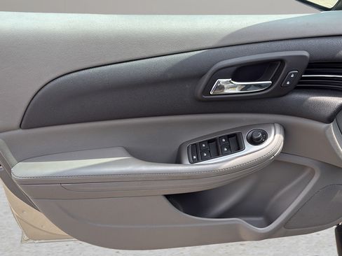 Used 2015 Chevrolet Malibu LS w/ Protection Package FWD image 10
