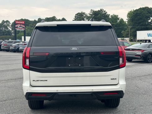 Used 2025 Ford Expedition Max Platinum w/ Stealth Appearance Package AWD/4WD image 9
