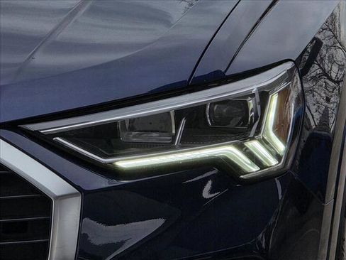 Certified 2024 Audi Q3 2.0T Premium image 10