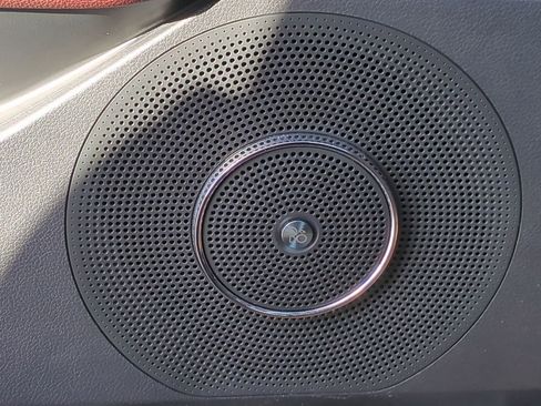 Used 2023 Ford Expedition Limited image 36