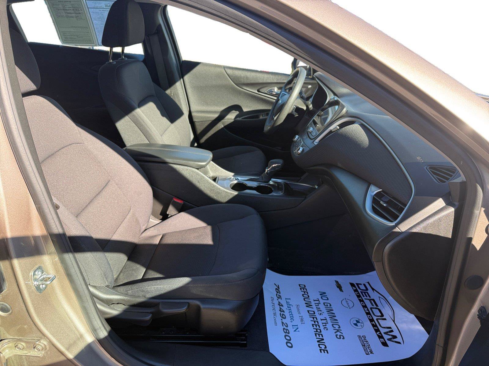 Used 2023 Chevrolet Malibu LT FWD image 24