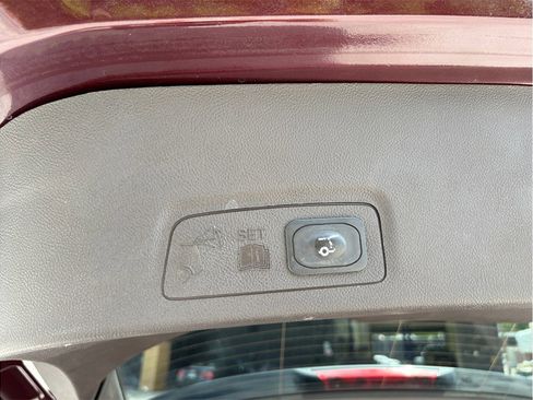 Used 2018 Lincoln MKC Reserve w/ Lincoln MKC Climate Package FWD image 50