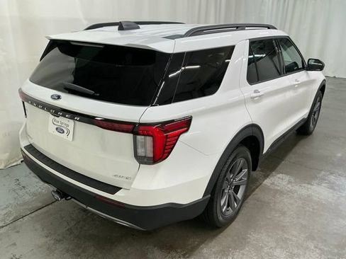 New 2026 Ford Explorer Active w/ Active Comfort Package AWD/4WD image 3