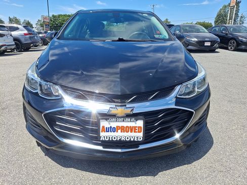 Used 2019 Chevrolet Cruze LS w/ LS Convenience Package FWD image 2