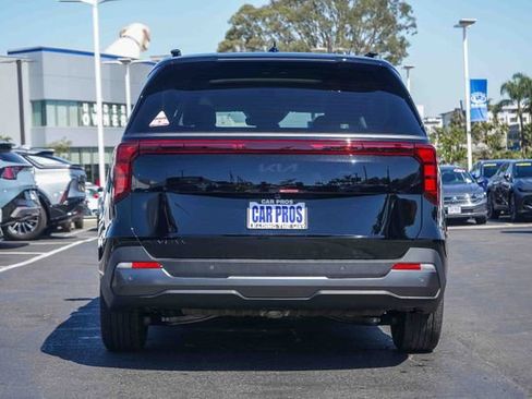 New 2026 Kia Carnival SX FWD image 6