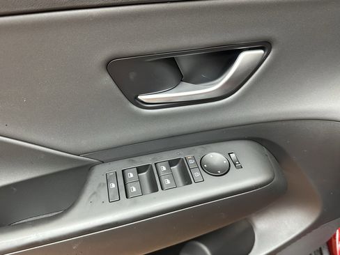 New 2026 Hyundai Kona SEL Premium image 25