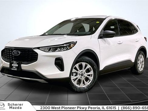 Used 2024 Ford Escape Active w/ Cold Weather Package image 1