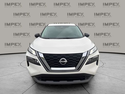 Used 2023 Nissan Rogue S image 8