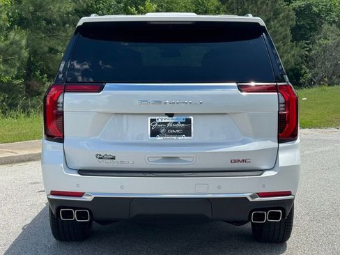 New 2025 GMC Yukon Denali w/ LPO, Floor Liner Package image 11