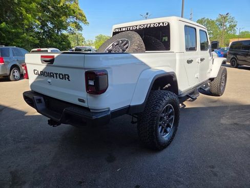 Used 2020 Jeep Gladiator Overland w/ Popular Equipment Package AWD/4WD image 10
