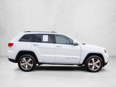 Used 2015 Jeep Grand Cherokee Limited AWD/4WD image 4