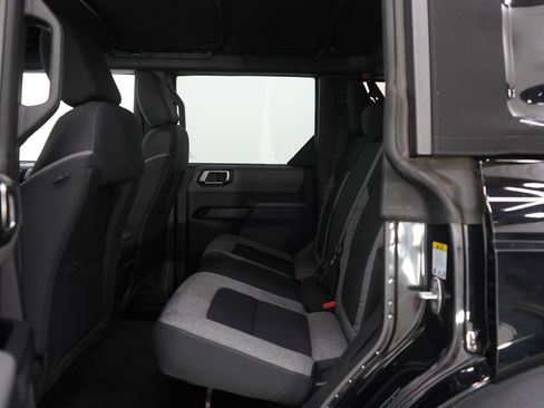 Used 2022 Ford Bronco Big Bend image 16