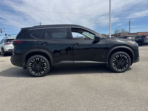 New 2026 Nissan Rogue Dark Armor FWD image 7