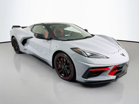 Used 2024 Chevrolet Corvette Stingray Preferred Conv w/ Z51 Performance Package RWD image 7
