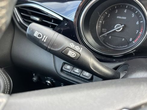 Used 2022 Buick Encore GX Select w/ Advanced Technology Package image 17