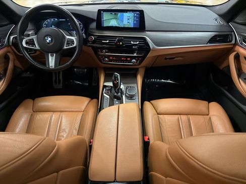 Used 2020 BMW M550i xDrive M550i xDrive w/ Executive Package image 29