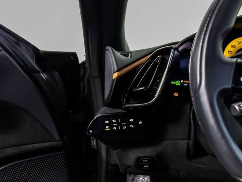 Certified 2024 Ferrari Roma image 36