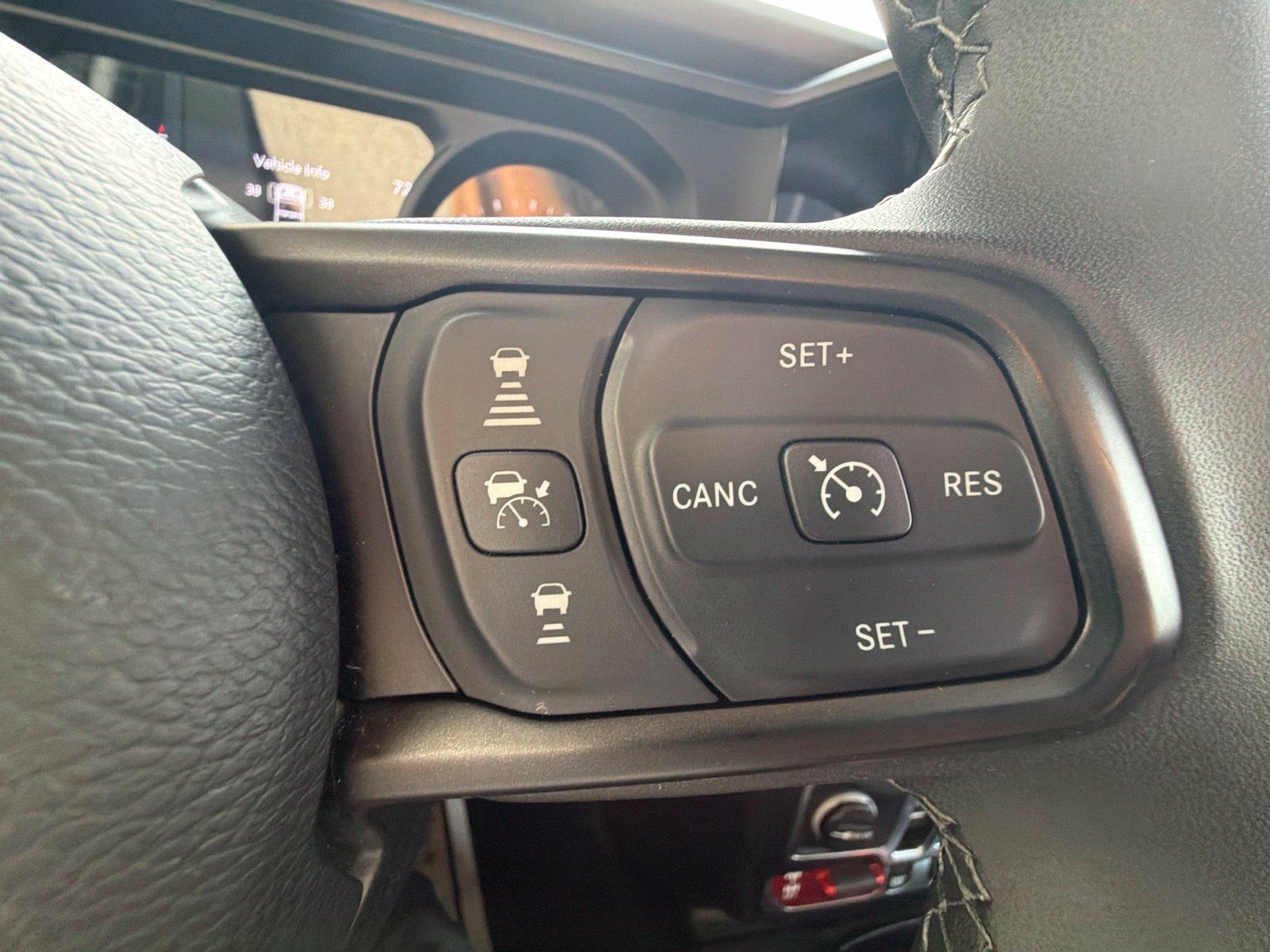 Used 2026 Jeep Wrangler Unlimited Rubicon AWD/4WD image 17