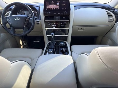 Used 2024 INFINITI QX80 Luxe w/ Cargo Package image 18