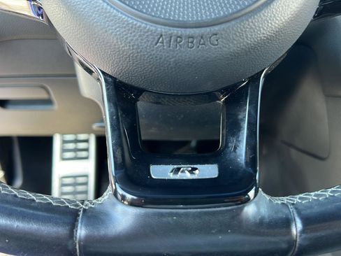 Used 2019 Volkswagen Golf R 4-Door AWD/4WD image 14